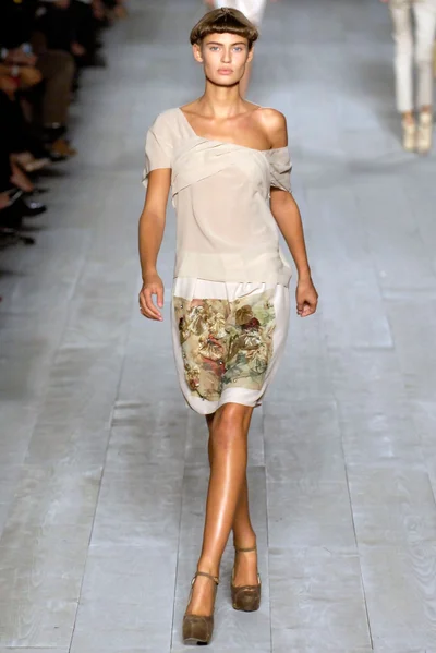 Look 22